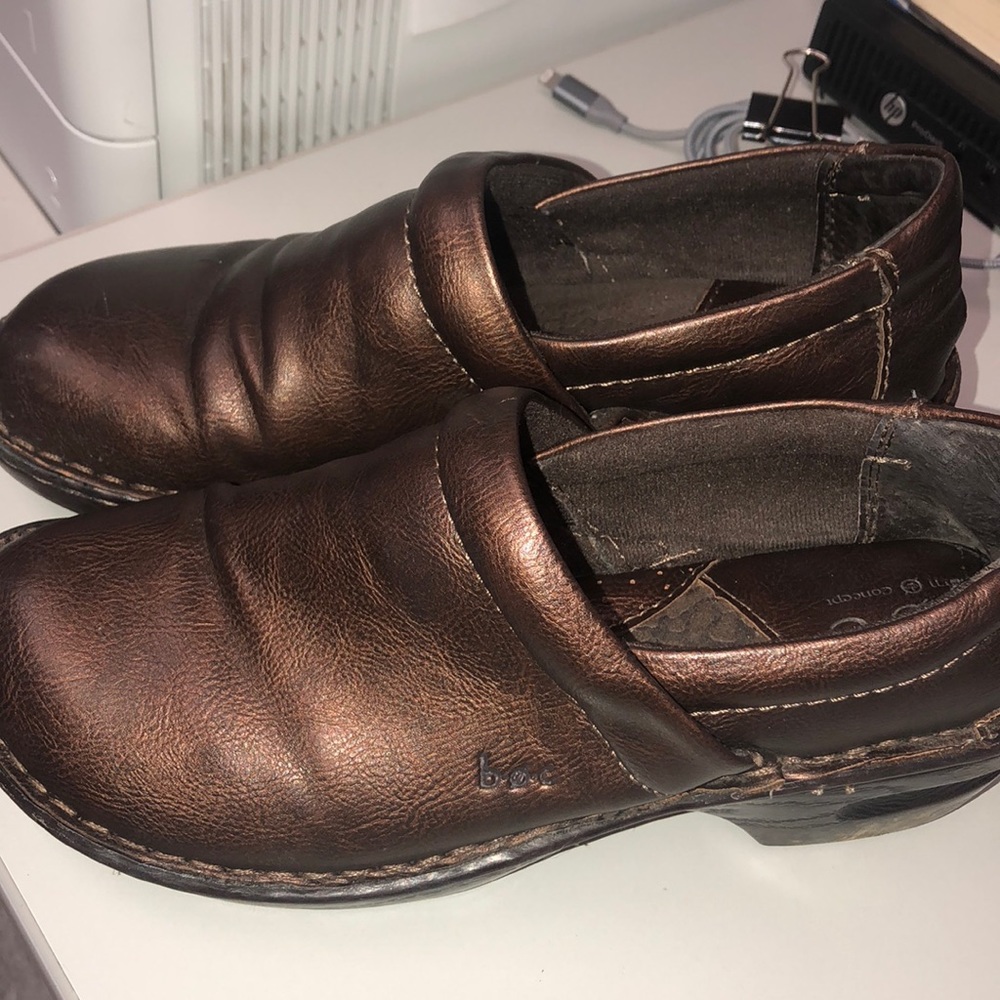Clogs-brown/bronze-no size but fits like a 7